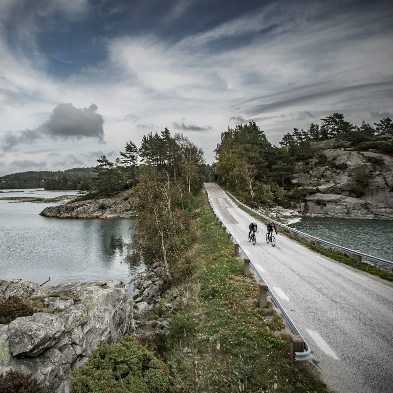 GripGrab Leichter Merino Polyfiber Beanie - Navy Blue 5 GripGrab Leichter Merino Polyfiber Beanie - Navy Blue – Bild 3