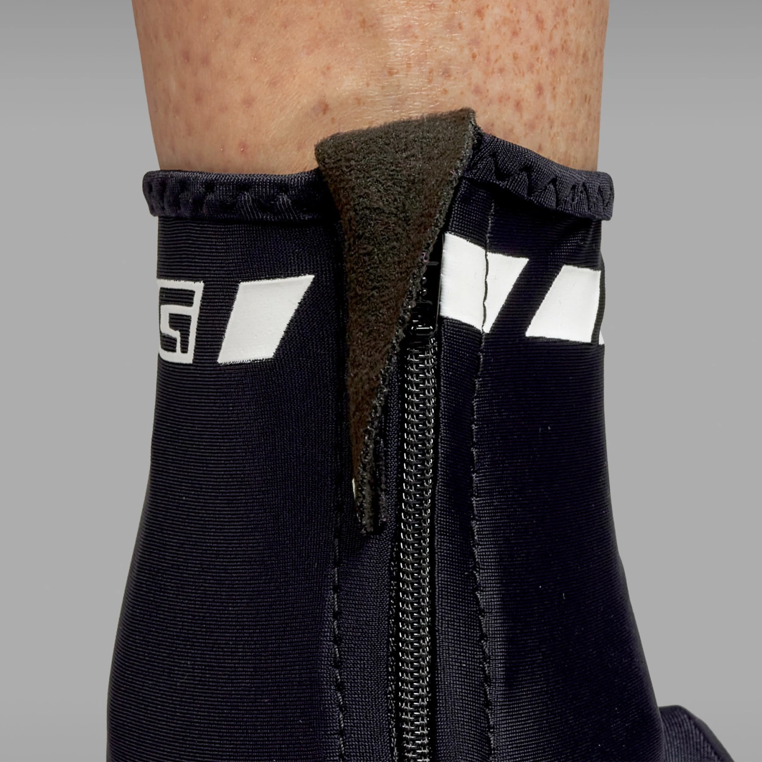 GripGrab RaceAero Leichter Lycra Überschuhe - Black 5 GripGrab RaceAero Leichter Lycra Überschuhe - Black – Bild 3