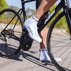 GripGrab RaceAero Leichter Lycra Überschuhe - White -Gripgrab gripgrab raceaero lightweight lycra shoe covers white 8 1200668