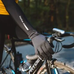 GripGrab Raptor RaceDay Winddichte Frühling-Herbst Übergangshandschuhe - Black 14 GripGrab Raptor RaceDay Winddichte Frühling-Herbst Übergangshandschuhe - Black -Gripgrab gripgrab raptor windproof lightweight raceday winter glove black 5 1079369
