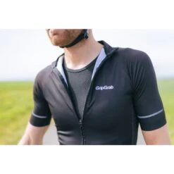 GripGrab Ultralight Mesh Unterhemd Ärmellos 3PACK - Black 37 GripGrab Ultralight Mesh Unterhemd Ärmellos 3PACK - Black -Gripgrab gripgrab ultralight sleeveless mesh baselayer 3pack black 9 1080003