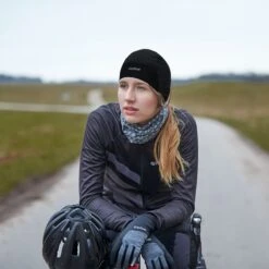 GripGrab Women's Winddichte Leichte Thermal Damen Unterhelm Mütze - Black -Gripgrab gripgrab womens ponytail windproof lightweight thermal skull cap black 4 1054448